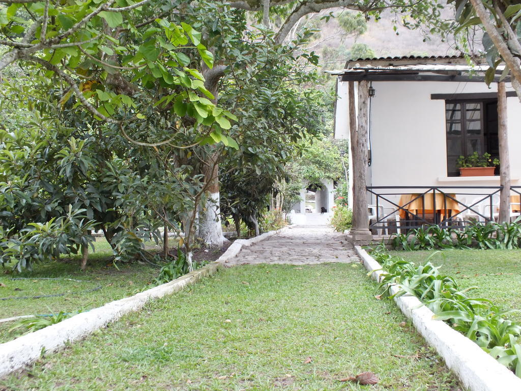 Hosteria La Eterna Primavera Huigra Exterior photo